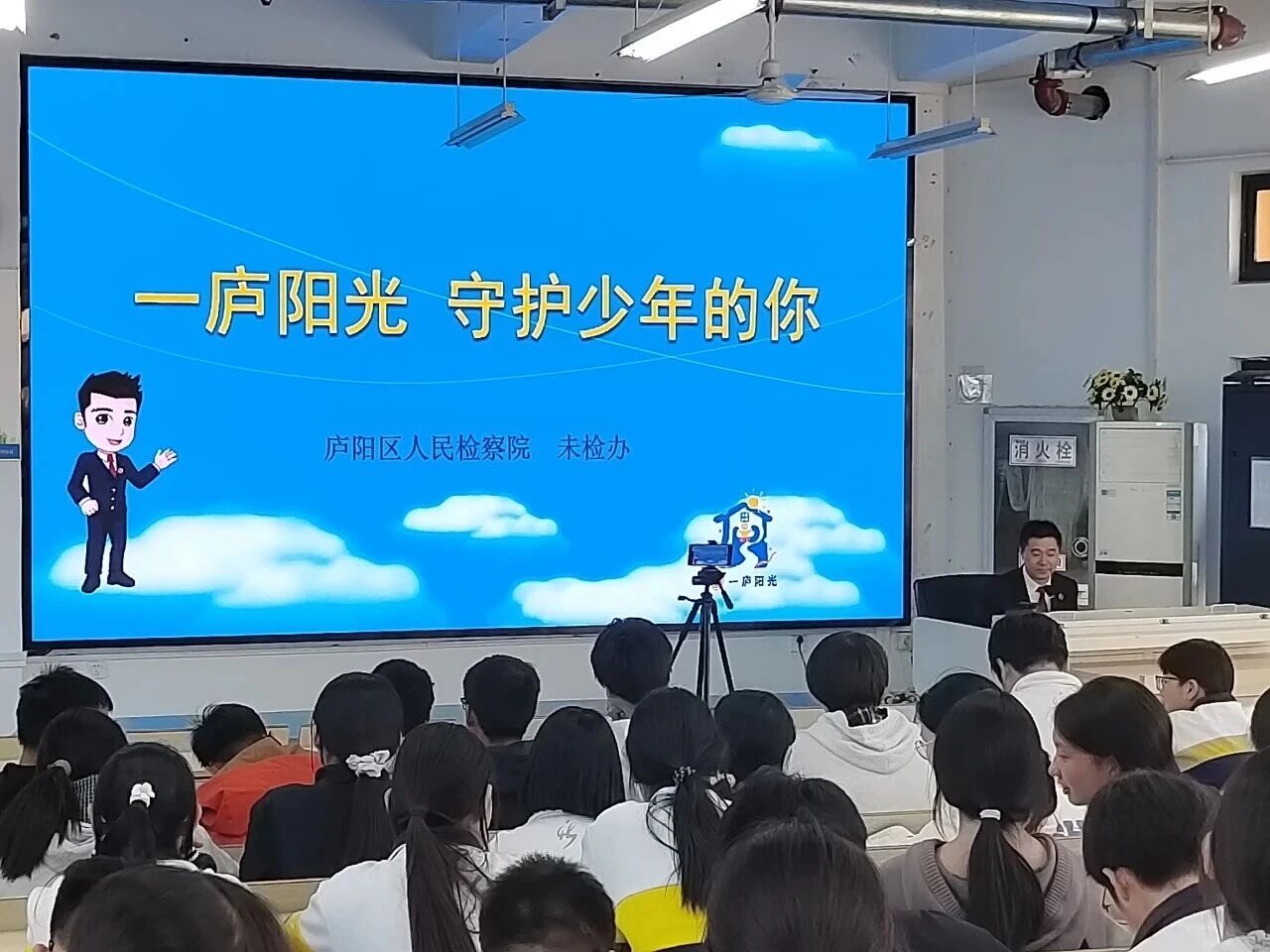 1.jpg